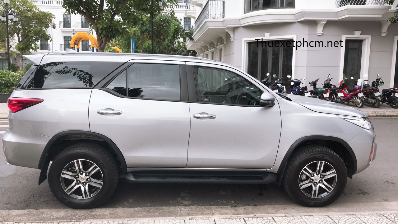 Thuê xe 7 chỗ đi Giồng Trôm, Bến Tre