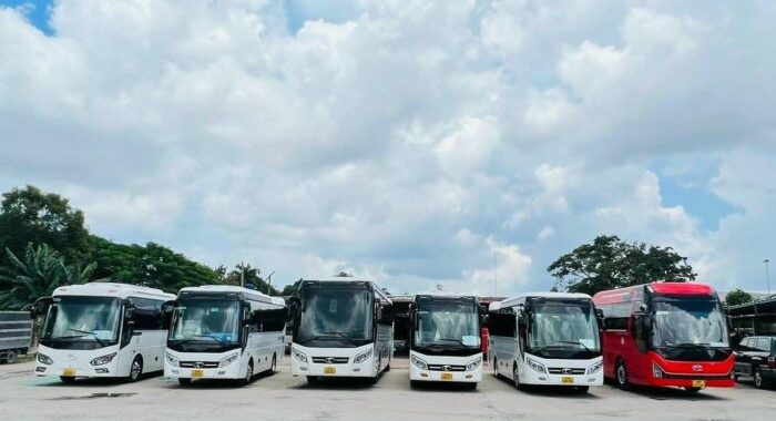 Dịch vụ xe hợp đồng 29 chỗ tại TPHCM