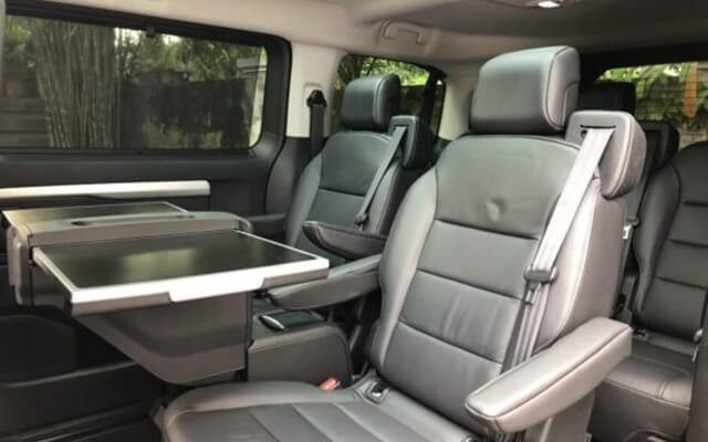 Dịch Vụ Xe 7 Chỗ Cao Cấp Hạng Sang Tại Sài Gòn